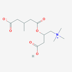 molecular formula C₁₃H₂₃NO₆ B109733 [3-Carboxy-2-(4-carboxy-3-methylbutanoyl)oxypropyl]-trimethylazanium;chloride CAS No. 102673-95-0