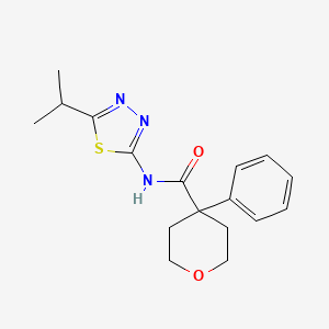 molecular formula C17H21N3O2S B11020565 N-(5-isopropyl-1,3,4-thiadiazol-2-yl)-4-phenyltetrahydro-2H-pyran-4-carboxamide 