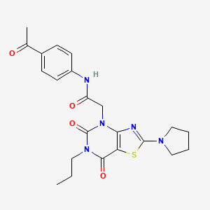 molecular formula C22H25N5O4S B11199001 N-(4-Acetylphenyl)-2-(5,7-dioxo-6-propyl-2-(pyrrolidin-1-yl)-6,7-dihydrothiazolo[4,5-d]pyrimidin-4(5H)-yl)acetamide 