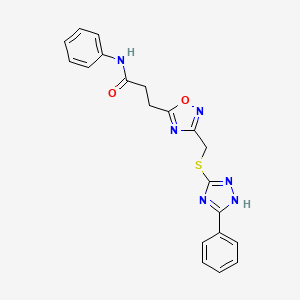 molecular formula C20H18N6O2S B11240723 N-phenyl-3-(3-{[(5-phenyl-4H-1,2,4-triazol-3-yl)sulfanyl]methyl}-1,2,4-oxadiazol-5-yl)propanamide 