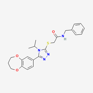 molecular formula C23H26N4O3S B11242333 N-benzyl-2-{[5-(3,4-dihydro-2H-1,5-benzodioxepin-7-yl)-4-(propan-2-yl)-4H-1,2,4-triazol-3-yl]sulfanyl}acetamide 