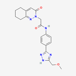 molecular formula C20H22N6O3 B11249106 N-{4-[3-(methoxymethyl)-1H-1,2,4-triazol-5-yl]phenyl}-2-(3-oxo-5,6,7,8-tetrahydrocinnolin-2(3H)-yl)acetamide 