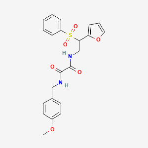 molecular formula C22H22N2O6S B11251271 N1-(2-(furan-2-yl)-2-(phenylsulfonyl)ethyl)-N2-(4-methoxybenzyl)oxalamide 