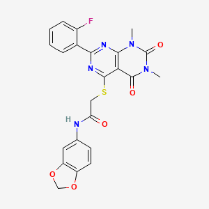 molecular formula C23H18FN5O5S B11258517 N-(Benzo[d][1,3]dioxol-5-yl)-2-((2-(2-fluorophenyl)-6,8-dimethyl-5,7-dioxo-5,6,7,8-tetrahydropyrimido[4,5-d]pyrimidin-4-yl)thio)acetamide 