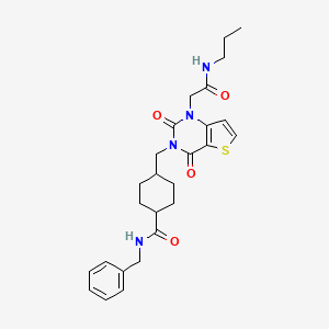 molecular formula C26H32N4O4S B11273476 N-benzyl-4-((2,4-dioxo-1-(2-oxo-2-(propylamino)ethyl)-1,2-dihydrothieno[3,2-d]pyrimidin-3(4H)-yl)methyl)cyclohexanecarboxamide 