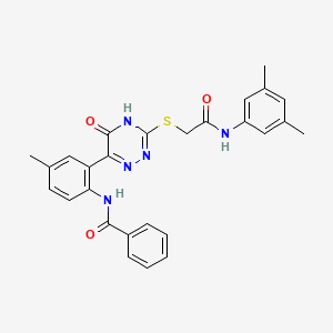 molecular formula C27H25N5O3S B11279293 N-{2-[3-({[(3,5-Dimethylphenyl)carbamoyl]methyl}sulfanyl)-5-oxo-4,5-dihydro-1,2,4-triazin-6-YL]-4-methylphenyl}benzamide 