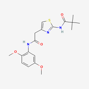 molecular formula C18H23N3O4S B11280088 N-(4-(2-((2,5-dimethoxyphenyl)amino)-2-oxoethyl)thiazol-2-yl)pivalamide 