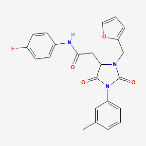 molecular formula C23H20FN3O4 B11300523 N-(4-fluorophenyl)-2-[3-(furan-2-ylmethyl)-1-(3-methylphenyl)-2,5-dioxoimidazolidin-4-yl]acetamide 