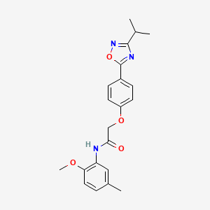 molecular formula C21H23N3O4 B11302513 N-(2-methoxy-5-methylphenyl)-2-{4-[3-(propan-2-yl)-1,2,4-oxadiazol-5-yl]phenoxy}acetamide 