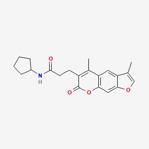 molecular formula C21H23NO4 B11308259 N-cyclopentyl-3-(3,5-dimethyl-7-oxo-7H-furo[3,2-g]chromen-6-yl)propanamide 