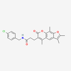 molecular formula C25H24ClNO4 B11379623 N-(4-chlorobenzyl)-3-(2,3,5,9-tetramethyl-7-oxo-7H-furo[3,2-g]chromen-6-yl)propanamide 
