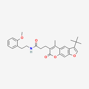molecular formula C28H31NO5 B11380116 3-(3-tert-butyl-5-methyl-7-oxo-7H-furo[3,2-g]chromen-6-yl)-N-[2-(2-methoxyphenyl)ethyl]propanamide 
