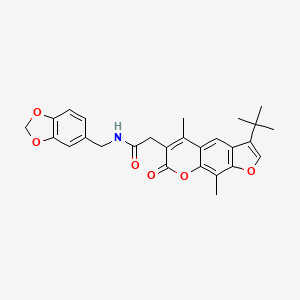 molecular formula C27H27NO6 B11389259 N-(1,3-benzodioxol-5-ylmethyl)-2-(3-tert-butyl-5,9-dimethyl-7-oxo-7H-furo[3,2-g]chromen-6-yl)acetamide 