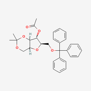 molecular formula C₃₀H₃₂O₆ B1139770 4-O-Acetyl-2,5-anhydro-1,3-O-isopropylidene-6-trityl-D-glucitol CAS No. 65729-83-1