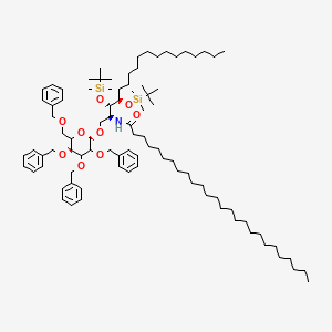 molecular formula C90H151NO9Si2 B1141116 N-[(2S,3S,4R)-3,4-bis[[tert-butyl(dimethyl)silyl]oxy]-1-[(2S,5S)-3,4,5-tris(phenylmethoxy)-6-(phenylmethoxymethyl)oxan-2-yl]oxyoctadecan-2-yl]hexacosanamide CAS No. 205371-69-3