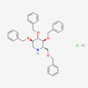 molecular formula C₃₄H₃₈ClNO₄ B1141130 (2S,3S,4S,5R)-3,4,5-Tris(benzyloxy)-2-((benzyloxy)methyl)piperidine hydrochloride CAS No. 72983-76-7