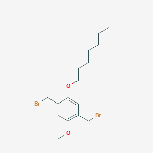 molecular formula C17H26Br2O2 B114132 1,4-双(溴甲基)-2-甲氧基-5-(辛氧基)苯 CAS No. 151835-56-2