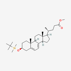 molecular formula C₃₁H₅₂O₃Si B1141325 (3beta)-3-[(tert-Butyldimethylsilyl)oxy]-chola-5,7-dien-24-oic Acid Methyl Ester CAS No. 146177-13-1