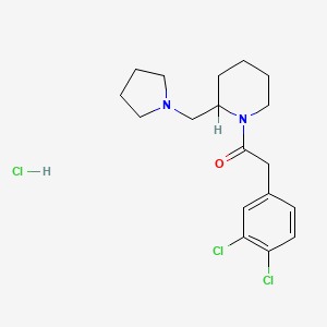 B1145601 2-(3,4-Dichlorophenyl)-1-(2-(pyrrolidin-1-ylmethyl)piperidin-1-yl)ethanone hydrochloride CAS No. 112282-24-3