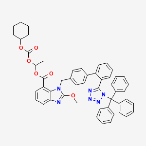 molecular formula C51H46N6O6 B1145870 1-{[(Cyclohexyloxy)carbonyl]oxy}ethyl 2-methoxy-1-({2'-[1-(triphenylmethyl)-1H-tetrazol-5-yl][1,1'-biphenyl]-4-yl}methyl)-1H-benzimidazole-7-carboxylate CAS No. 1246818-56-3