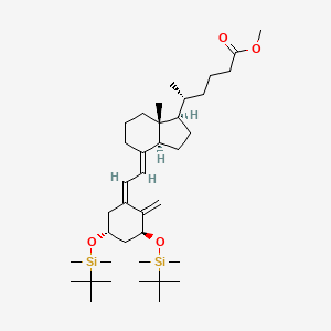 molecular formula C₃₈H₆₈O₄Si₂ B1147022 26,27-Didesmethyl-1,3-(tert-butyldimethylsilyl) (5Z)-Calcitriol 24-Carboxylic Acid Methyl Ester CAS No. 145372-43-6