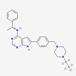 molecular formula C₂₇H₂₇D₅N₆ B1147112 6-[4-[[4-(1,1,2,2,2-Pentadeuterioethyl)piperazin-1-yl]methyl]phenyl]-N-[(1R)-1-phenylethyl]-7H-pyrrolo[2,3-d]pyrimidin-4-amine CAS No. 1292840-54-0