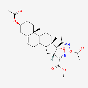 molecular formula C28H38N2O7 B11530850 methyl (4S,8R,9S,13R,16S)-16-acetyloxy-8-[(Z)-N-acetyloxy-C-methylcarbonimidoyl]-9,13-dimethyl-7-oxa-6-azapentacyclo[10.8.0.02,9.04,8.013,18]icosa-5,18-diene-5-carboxylate 