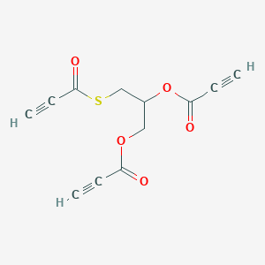 molecular formula C12H8O5S B117731 (2-Prop-2-ynoyloxy-3-prop-2-ynoylsulfanylpropyl) prop-2-ynoate CAS No. 141923-05-9