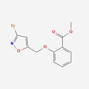 molecular formula C12H10BrNO4 B11778877 Methyl2-((3-bromoisoxazol-5-yl)methoxy)benzoate 
