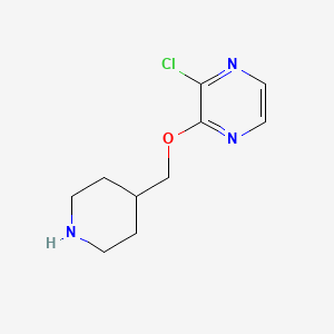 molecular formula C10H14ClN3O B11882284 2-Chloro-3-(piperidin-4-ylmethoxy)pyrazine 