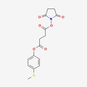 molecular formula C15H15NO6S B1199831 2,5-Dioxopyrrolidin-1-yl (4-(methylthio)phenyl) succinate CAS No. 86451-38-9