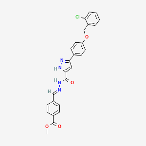 molecular formula C26H21ClN4O4 B12018856 Methyl 4-((E)-{[(3-{4-[(2-chlorobenzyl)oxy]phenyl}-1H-pyrazol-5-YL)carbonyl]hydrazono}methyl)benzoate 