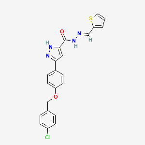 molecular formula C22H17ClN4O2S B12026063 3-{4-[(4-chlorobenzyl)oxy]phenyl}-N'-[(E)-thiophen-2-ylmethylidene]-1H-pyrazole-5-carbohydrazide CAS No. 634896-25-6