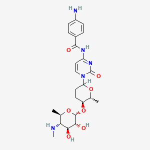 B1204721 4-amino-N-[1-[(5S,6R)-5-[(2R,3R,4S,5S,6R)-3,4-dihydroxy-6-methyl-5-(methylamino)oxan-2-yl]oxy-6-methyloxan-2-yl]-2-oxopyrimidin-4-yl]benzamide CAS No. 64040-47-7