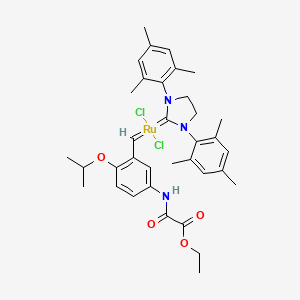 molecular formula C35H43Cl2N3O4Ru B12056297 Dichloro[1,3-bis(2,4,6-trimethylphenyl)-2-imidazolidinylidene]{[5-(2-ethoxy-2-oxoethanamido)]-2-isopropoxybenzylidene}ruthenium(II) 
