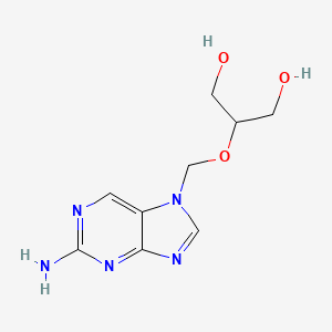 molecular formula C9H13N5O3 B1206705 2-[(2-Aminopurin-7-yl)methoxy]propane-1,3-diol 