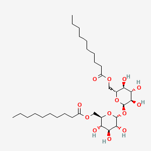 molecular formula C32H58O13 B1207754 [(2R,3S,4S,5R,6R)-6-[(2R,3R,4S,5S,6R)-6-(decanoyloxymethyl)-3,4,5-trihydroxyoxan-2-yl]oxy-3,4,5-trihydroxyoxan-2-yl]methyl decanoate CAS No. 84396-34-9