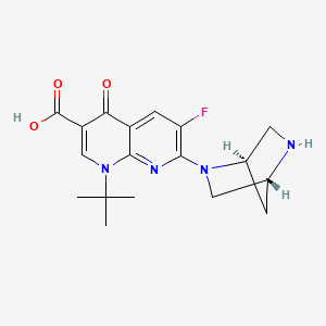 molecular formula C18H21FN4O3 B1208762 1-tert-butyl-7-[(1R,4R)-2,5-diazabicyclo[2.2.1]heptan-2-yl]-6-fluoro-4-oxo-1,8-naphthyridine-3-carboxylic acid CAS No. 116143-32-9
