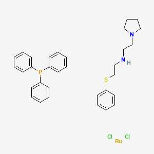 molecular formula C32H37Cl2N2PRuS B12091694 Dichloro[rel-[N(S)]-N-[2-[(R)-phenylthio-kappaS]ethyl]-[1-pyrrolidineethanamine-kappaNN1,kappaN1](triphenylphosphine)ruthenium(II) 