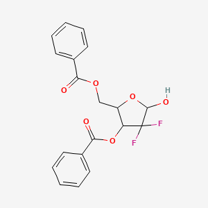 molecular formula C19H16F2O6 B12092376 [4,4-Bis(fluoranyl)-5-oxidanyl-3-(phenylcarbonyloxy)oxolan-2-yl]methyl benzoate 
