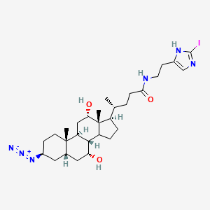 molecular formula C29H45IN6O3 B1209335 (4R)-4-[(3S,5S,7R,8R,9S,10S,12S,13R,17R)-3-azido-7,12-dihydroxy-10,13-dimethyl-2,3,4,5,6,7,8,9,11,12,14,15,16,17-tetradecahydro-1H-cyclopenta[a]phenanthren-17-yl]-N-[2-(2-iodo-1H-imidazol-5-yl)ethyl]pentanamide CAS No. 92921-04-5