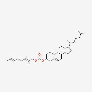 molecular formula C38H62O3 B12111381 [10,13-dimethyl-17-(6-methylheptan-2-yl)-2,3,4,7,8,9,11,12,14,15,16,17-dodecahydro-1H-cyclopenta[a]phenanthren-3-yl] [(2E)-3,7-dimethylocta-2,6-dienyl] carbonate 