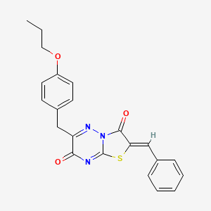 molecular formula C22H19N3O3S B12126658 (2Z)-2-benzylidene-6-(4-propoxybenzyl)-7H-[1,3]thiazolo[3,2-b][1,2,4]triazine-3,7(2H)-dione 
