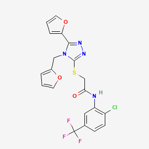 molecular formula C20H14ClF3N4O3S B12129925 N-[2-chloro-5-(trifluoromethyl)phenyl]-2-{[5-(furan-2-yl)-4-(furan-2-ylmethyl)-4H-1,2,4-triazol-3-yl]sulfanyl}acetamide 