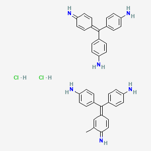 molecular formula C39H38Cl2N6 B1213191 苯胺，4-((4-氨基苯基)(4-亚氨基-2,5-环己二烯-1-亚甲基)-，一水合氯化物，与 4-((4-氨基苯基)(4-亚氨基-2,5-环己二烯-1-亚甲基)-2-甲基苯胺一水合氯化物混合 CAS No. 8050-75-7