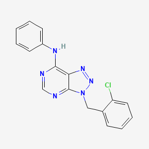 molecular formula C17H13ClN6 B1213322 3-[(2-chlorophenyl)methyl]-N-phenyl-7-triazolo[4,5-d]pyrimidinamine 