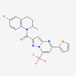 molecular formula C22H16F4N4O2 B1213446 (6-fluoro-2-methyl-3,4-dihydro-2H-quinolin-1-yl)-[5-(2-furanyl)-7-(trifluoromethyl)-2-pyrazolo[1,5-a]pyrimidinyl]methanone 