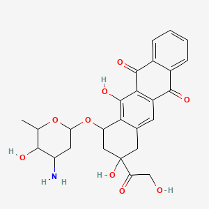 molecular formula C26H27NO9 B1214246 7-(4-amino-5-hydroxy-6-methyloxan-2-yl)oxy-6,9-dihydroxy-9-(2-hydroxyacetyl)-8,10-dihydro-7H-tetracene-5,12-dione CAS No. 77312-69-7
