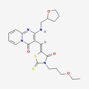 molecular formula C22H26N4O4S2 B12158334 3-{(Z)-[3-(3-ethoxypropyl)-4-oxo-2-thioxo-1,3-thiazolidin-5-ylidene]methyl}-2-[(tetrahydrofuran-2-ylmethyl)amino]-4H-pyrido[1,2-a]pyrimidin-4-one 