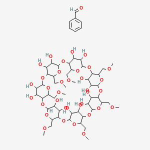 molecular formula C56H90O36 B1219703 benzaldehyde;5,10,15,20,25,30,35-heptakis(methoxymethyl)-2,4,7,9,12,14,17,19,22,24,27,29,32,34-tetradecaoxaoctacyclo[31.2.2.23,6.28,11.213,16.218,21.223,26.228,31]nonatetracontane-36,37,38,39,40,41,42,43,44,45,46,47,48,49-tetradecol 
